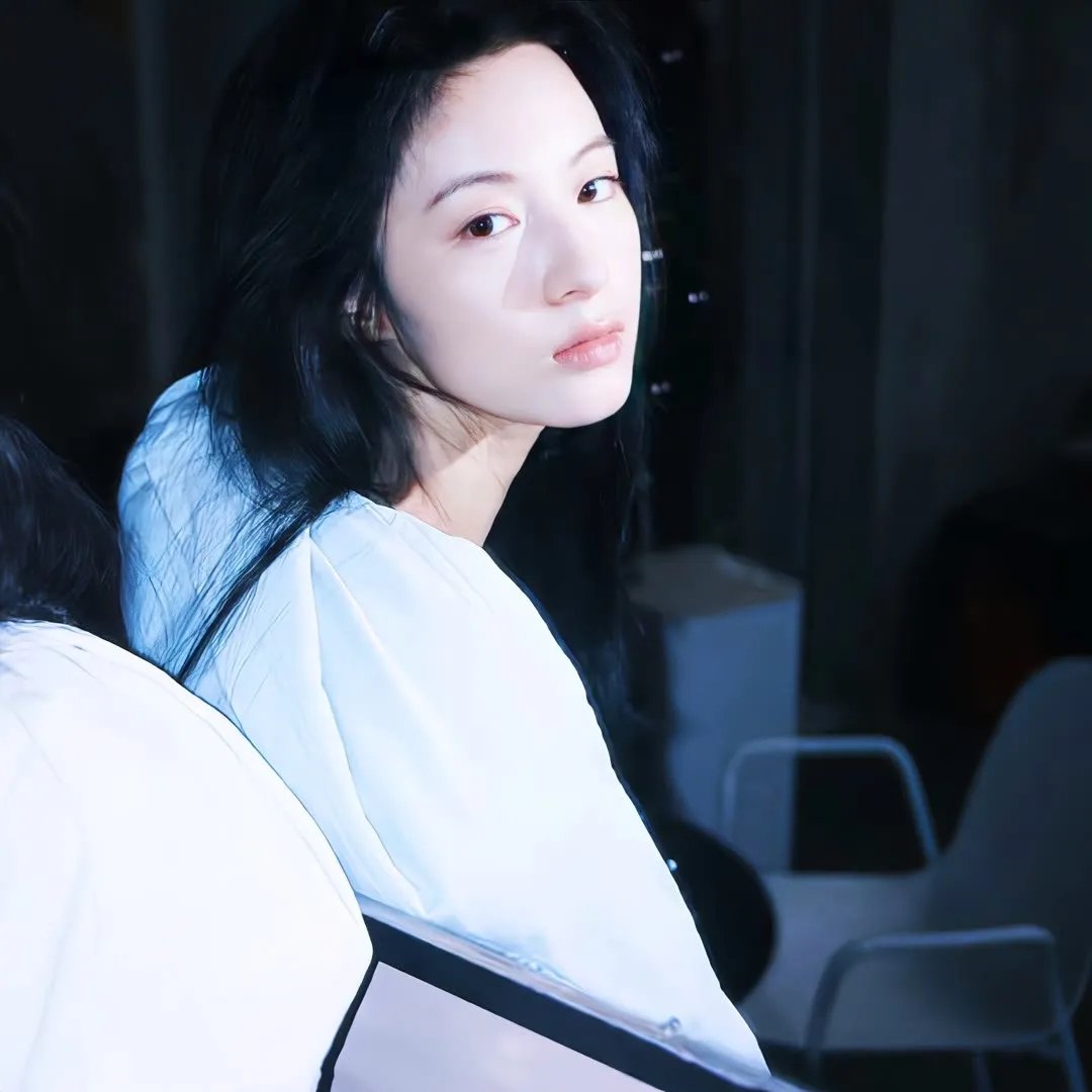 老师不是人